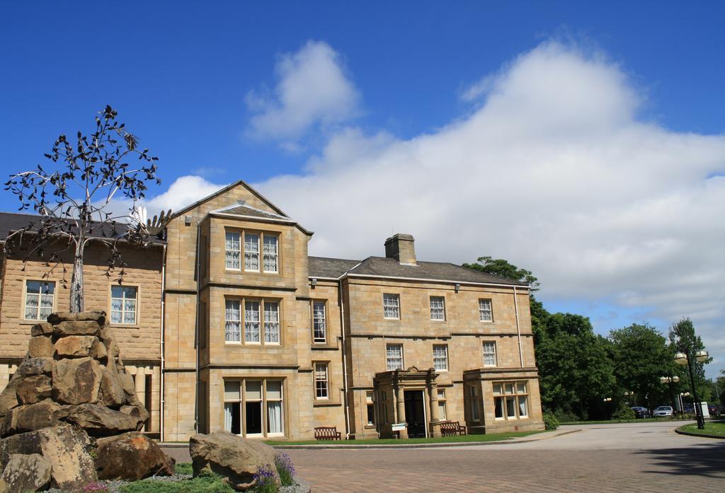 Weetwood Hall Estate Лийдс Екстериор снимка